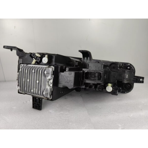 2018-2020 Geely Geometry 001