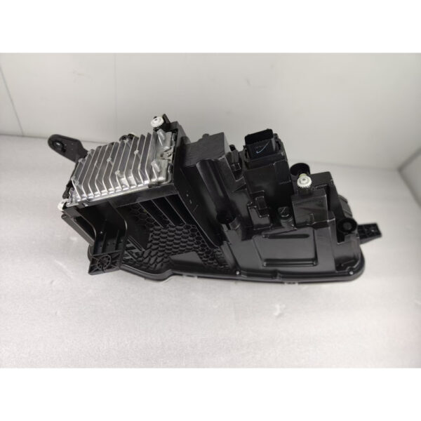 2018-2020 Geely Geometry 001