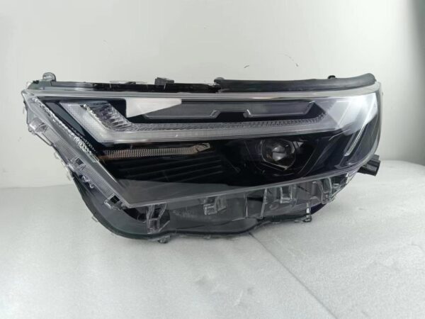 2023 Toyota RAV4 High-End Headlights