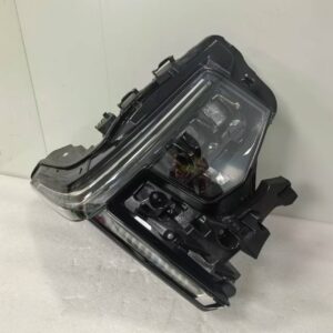 2024 Cadillac XT4 High-End Model Headlights