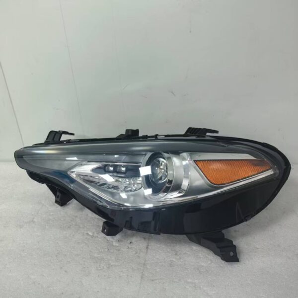 2022 Toyota Alphard Romi European and American Version Headlights