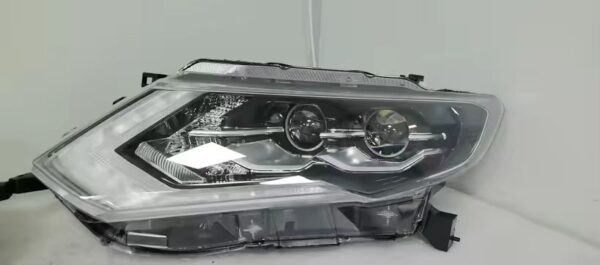 2020 Nissan X-Trail high-end version headlight
