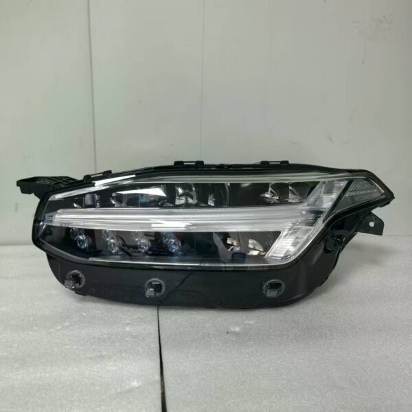 2020 XC90 LED Headlights