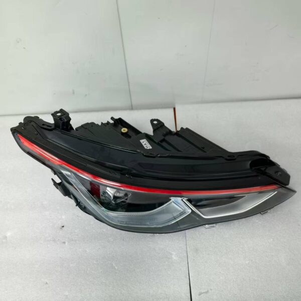 2018 Volkswagen Golf 8 red stripe headlight