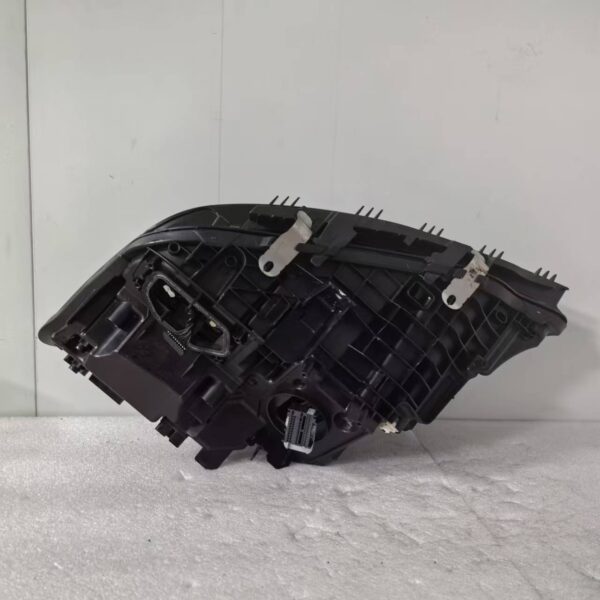 BMW 3 Series G20/G28 LCI LED Headlight Assembly | Blue Eyebrow Style